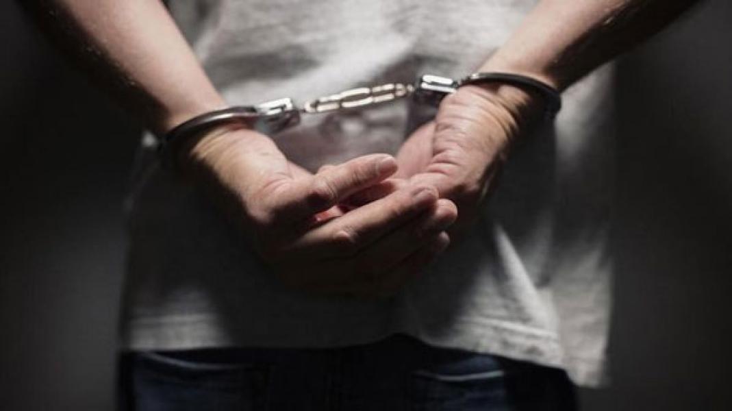 Serang Polisi Saat Akan Ditilang, Pengemudi Mobil Ditangkap