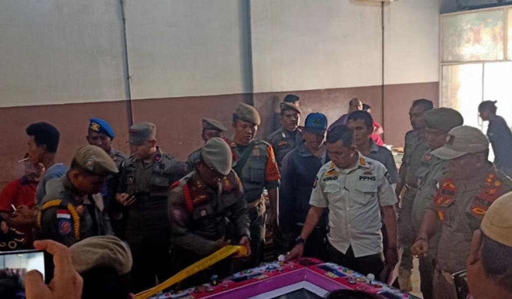 Tutup Operasional, Satpol PP Pelalawan Segel 2 Gelper