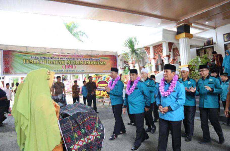 Wagubri Hadiri Pelantikan Pengurus DPD Jamiyah Batak Muslim Indonesia Rohul
