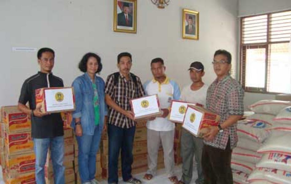 BOB PT BSP Distribusikan 750 Paket Sembako Untuk Korban Karhutla