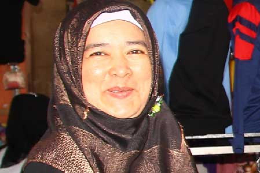 Hj Dewi Lestari:  Kita Harus Berikan Pendidikan Politik Kepada Masyarakat  