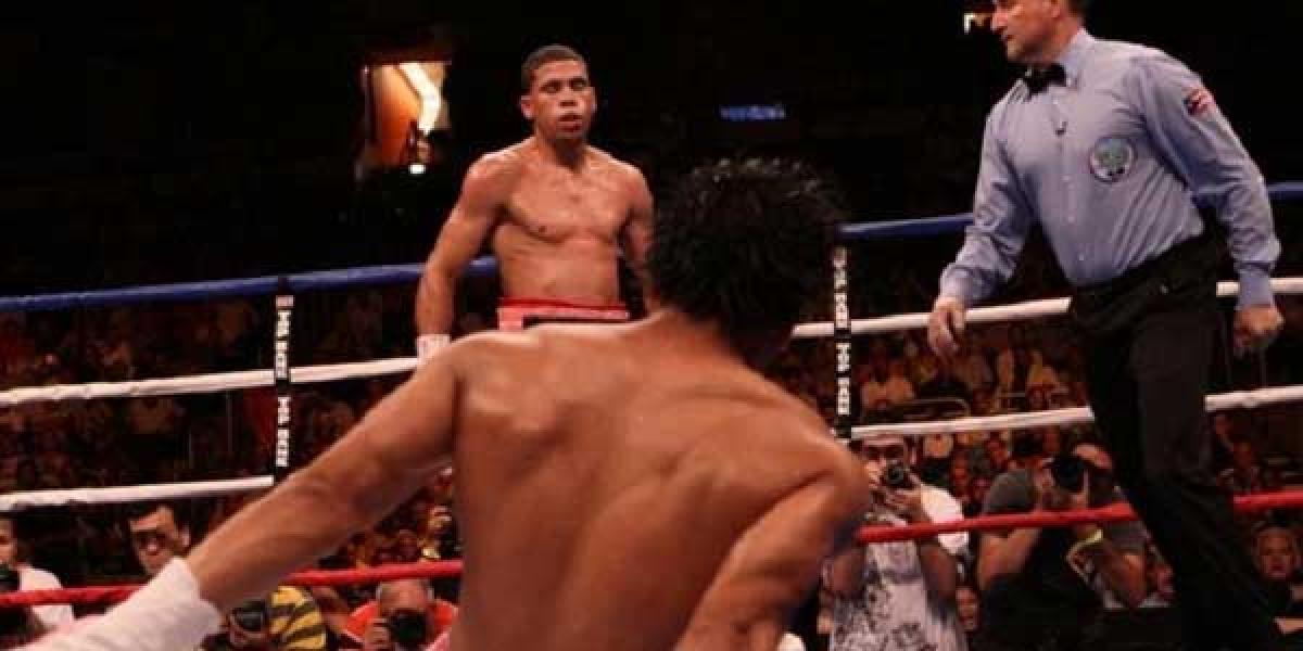 Juanma Lopez Menang TKO