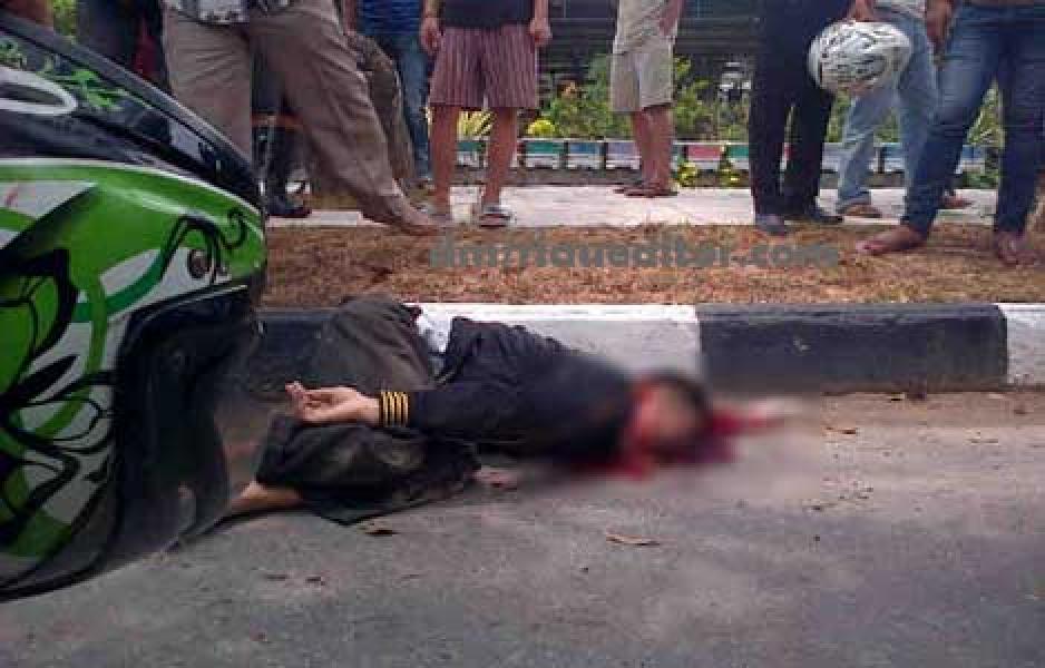 Kecelakaan Tunggal, Deni Tewas di Jalan Arifin Achmad
