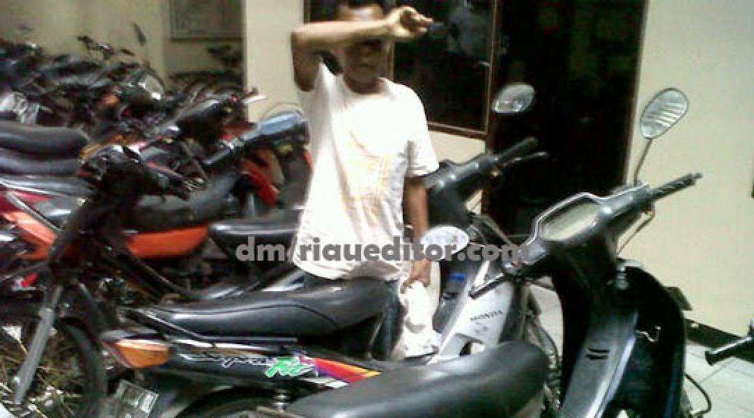 Ngaku Salah Bawa, Pensiunan PNS Siak Dihajar Warga Nyuri Motor