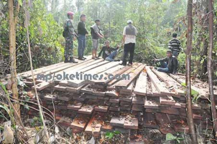 Presiden SBY Didesak Turunkan Timsus Lidik Oknum Aparat di Riau