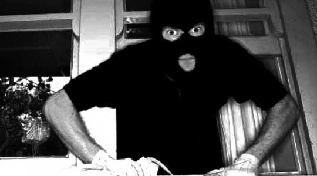 Rumah Polisi Dibobol Maling, Perhiasan Raib