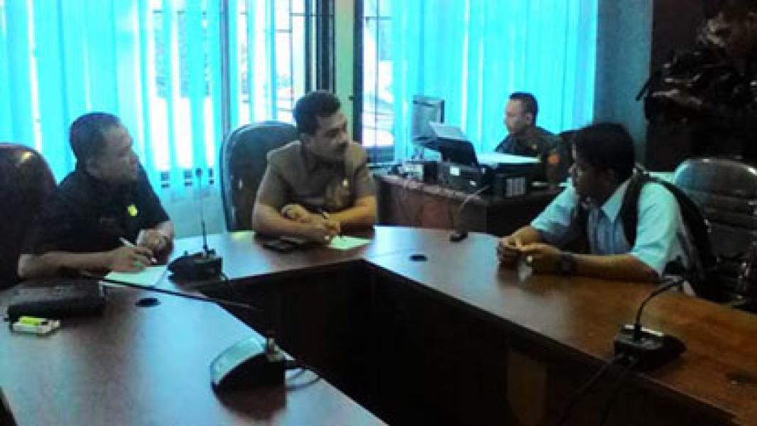 Berharap Kesembuhan Anaknya, Warga Suka Karya Mengadu ke Komisi III