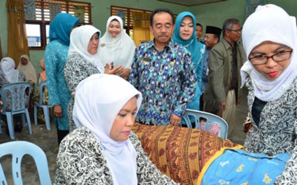 Bupati Herliyan: Bidan Garis Depan Pelayanan KB