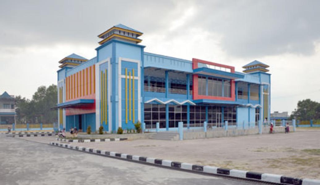 Bupati Herliyan Saleh Resmikan Pujasera Duri