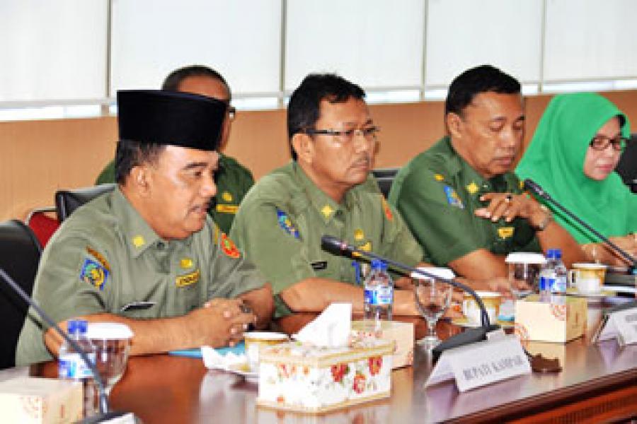 Bupati Kampar Minta SKPD Lengkapi Berkas Laporan Keuangan 