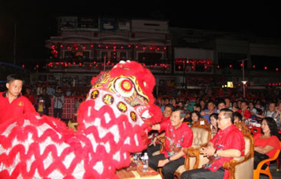 Bupati Siak Hadiri Malam Perayaan Cap Go Meh