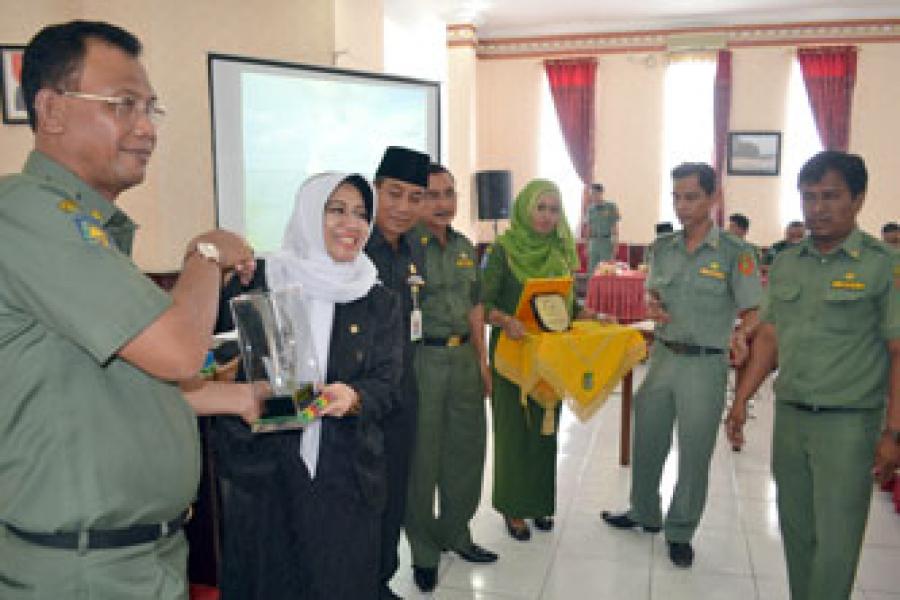 Bupati Suyatno: `Pedoman Kita Putusan Mendagri Tahun 85`