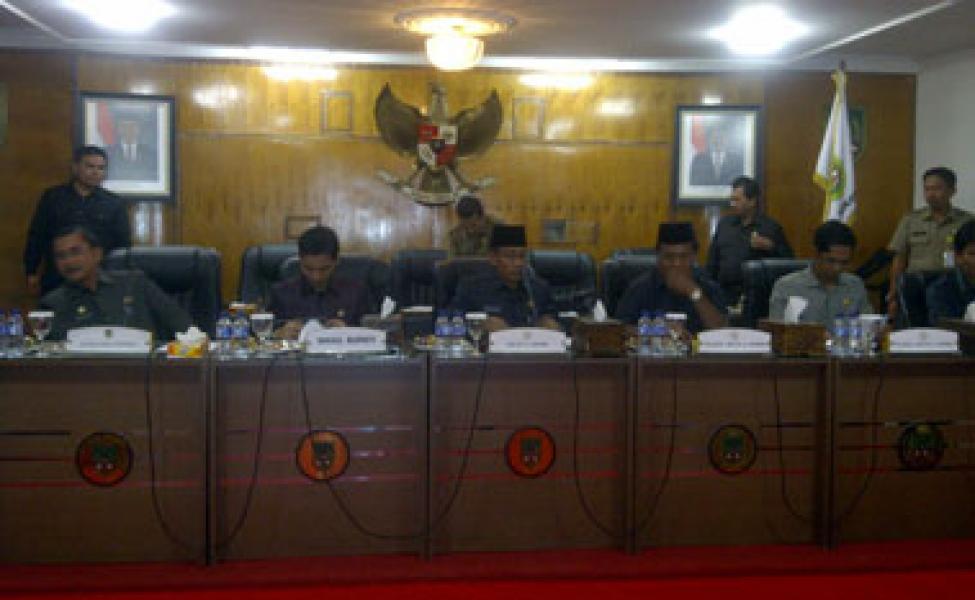DPRD Kembali Gelar Rapat Paripurna 12 Ranperda Rohil