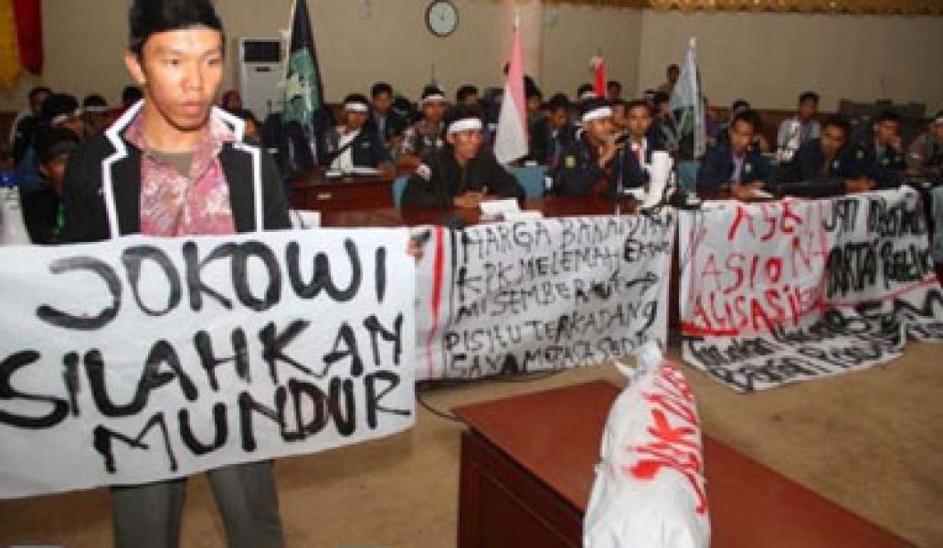 Demo Mahasiswa UR, Satu Jalur HR Subrantas Lumpuh