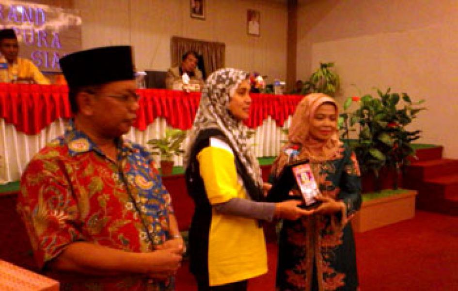 Guru dan Pelajar SKM Taiping Malaysia Berkunjung ke Siak