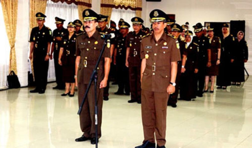 Kajati Riau Lantik Asisten Bidang Perdata dan TUN