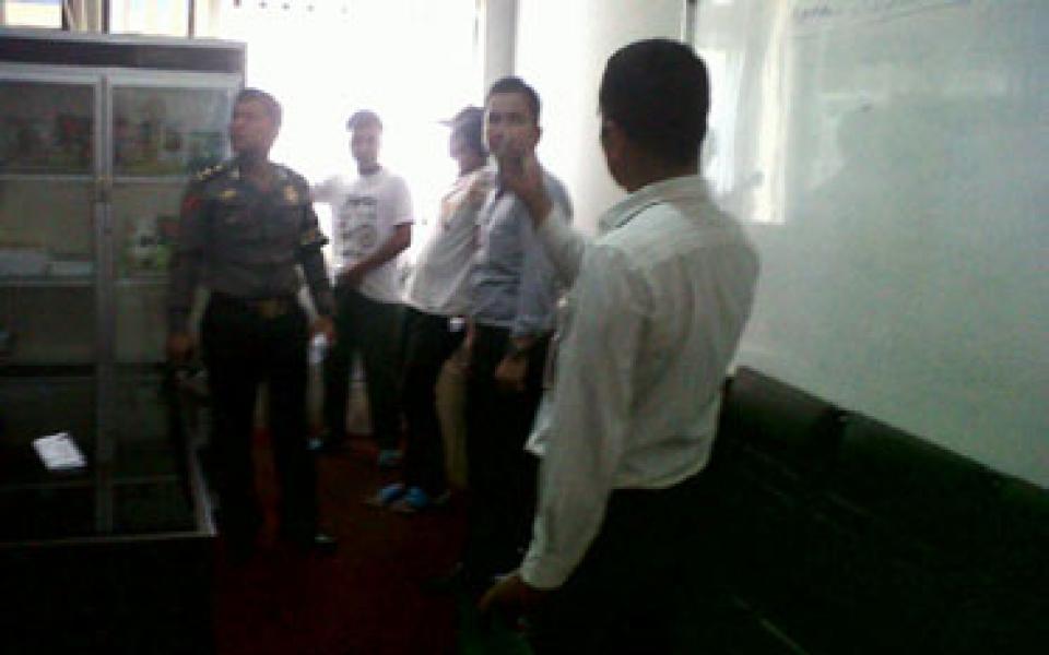 Kawanan Maling Santroni Kantor Distanak Kampar 