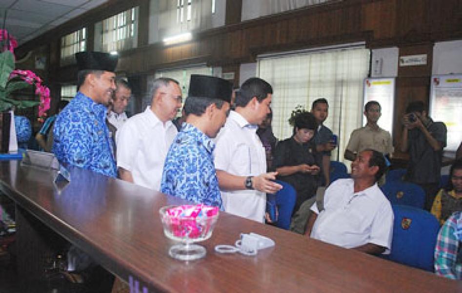 Menpan-RB Sentil BPBD Kotor, dan Lamanya Layanan di Kantor Pertanahan