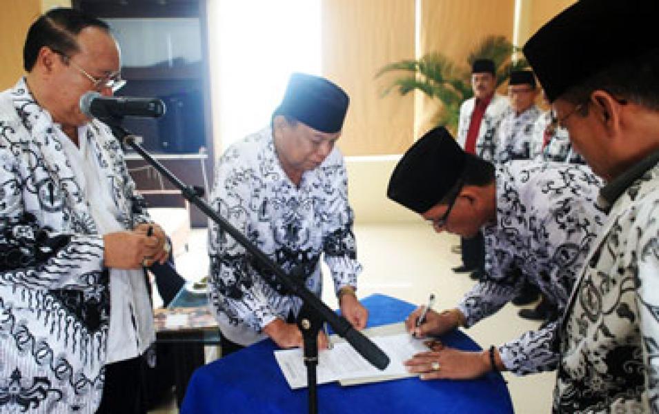 Penutupan Konfrensi PGRI ke IX
