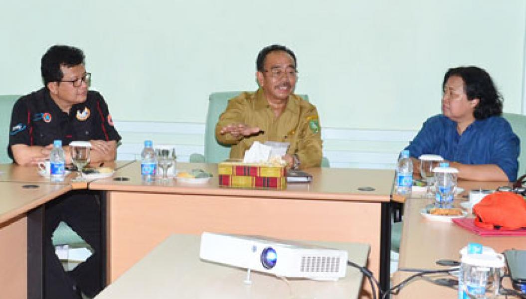 Terkait Pembangunan Kanal Blocking, Staf Ahli MenLHK Temui Bupati Bengkalis