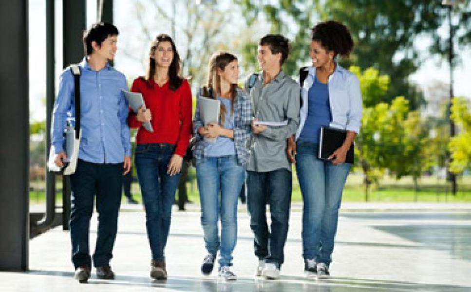 Akhirnya, Indonesia Terbitkan Visa Pelajar!