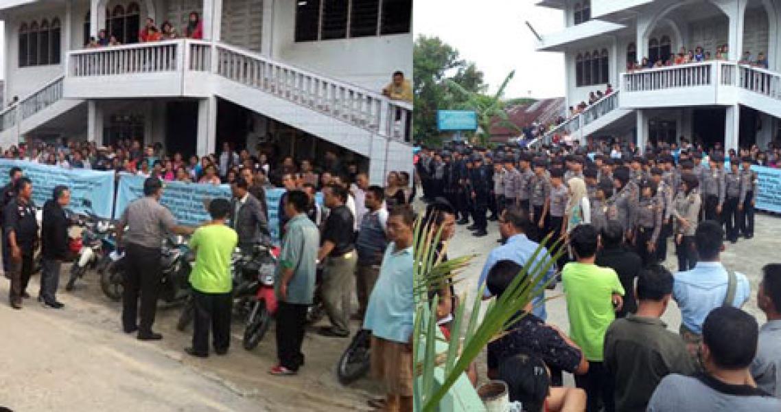 Aksi Demo Ganggu Ibadah Gereja HKBP Sumber Sari