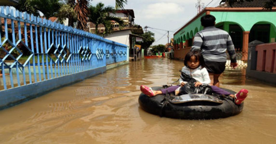 Banjir Bandung, Dua Tewas & Tiga Orang Hilang