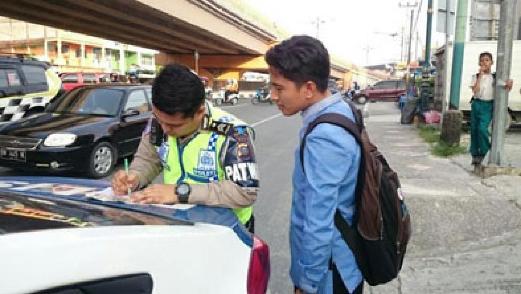 Berakhirnya Ops Simpatik 2016, Satlantas Polresta Pekanbaru Buka Nomor Hot Line dan akan menerapkan Pra ELE 