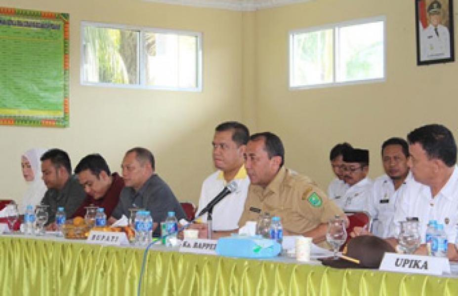 Bupati Inhu Selesaikan Musrenbang Tingkat Kecamatan