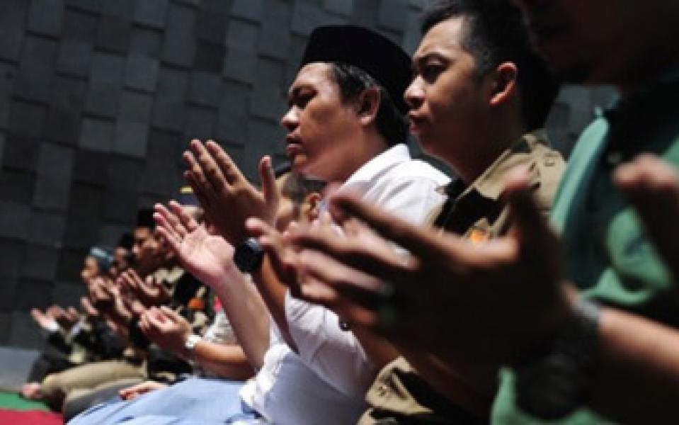 Cara Berdoa Agar Cepat Dikabulkan Allah SWT