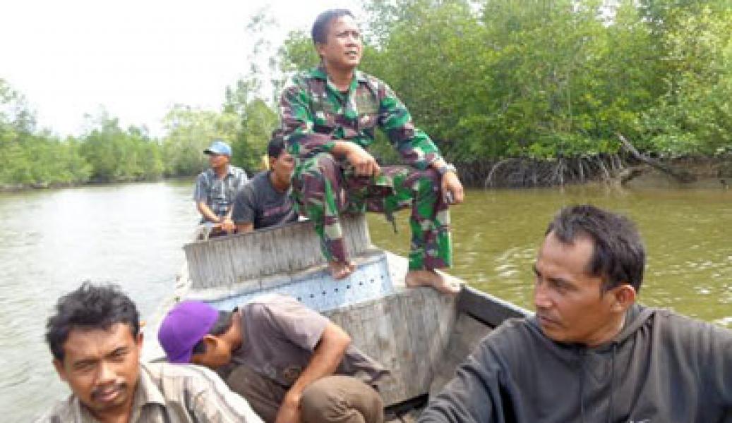 Cegah Karlahut: Babinsa Koramil 04/Kuindra Aktif Patroli Karlahut