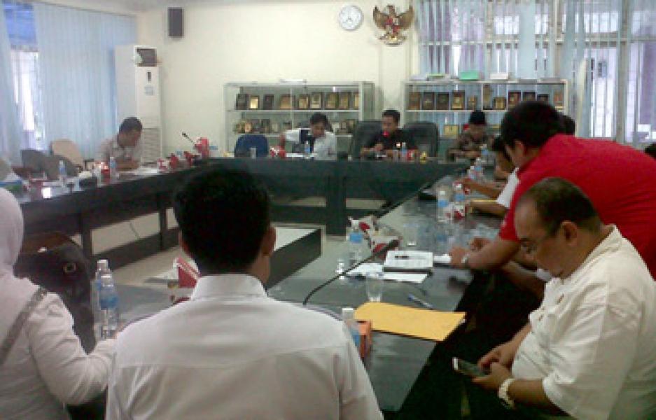 Komisi III DPRD Inhu Gelar Hearing Bersama PLN Area Rengat