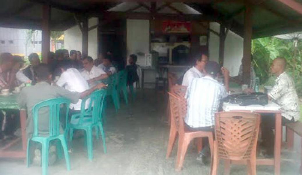 Masyarakat Pesajian Datangi Kantor Bupati Inhu