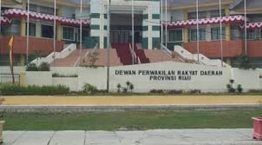 Outbond ke Bandung, Gedung Megah DPRD Riau ini Sepi Kehadiran Wakil Rakyat