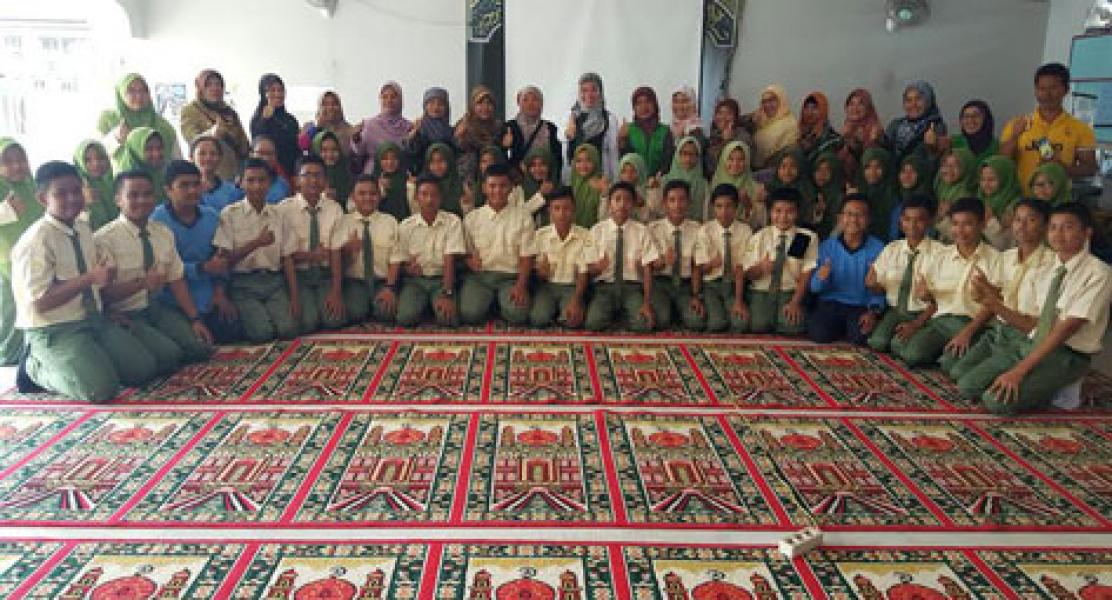 SMPN 8 Pekanbaru Dapat Penyuluhan Kantin Sehat dari BPOM