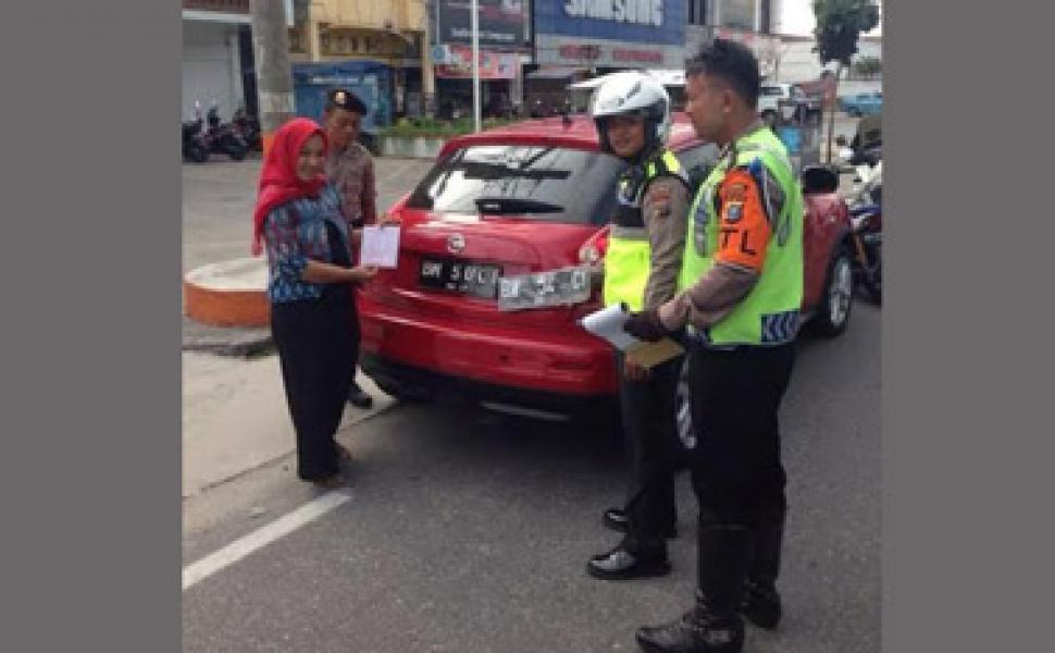 Satlantas Polresta Pekanbaru Tindak Belasan No Pol Modifikasi