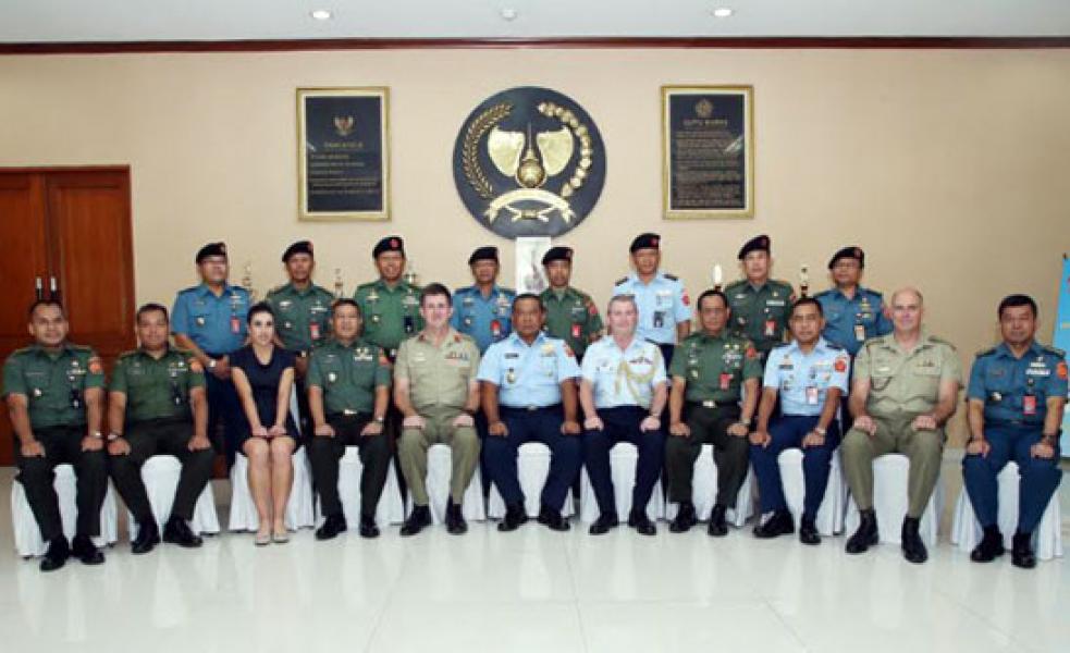 TNI-ADF Jalin Kerjasama Logistik