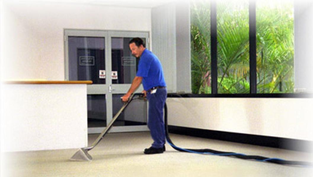 Tiga Bulan Belum Gajian, CS di DPRD Riau Curhat Gaji tak Sesuai UMK