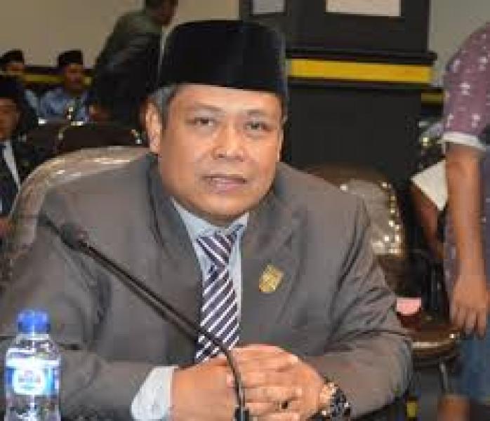 Banyak Jalan Rusak di Pekanbaru, DPRD Ingatkan Dinas Tanggap