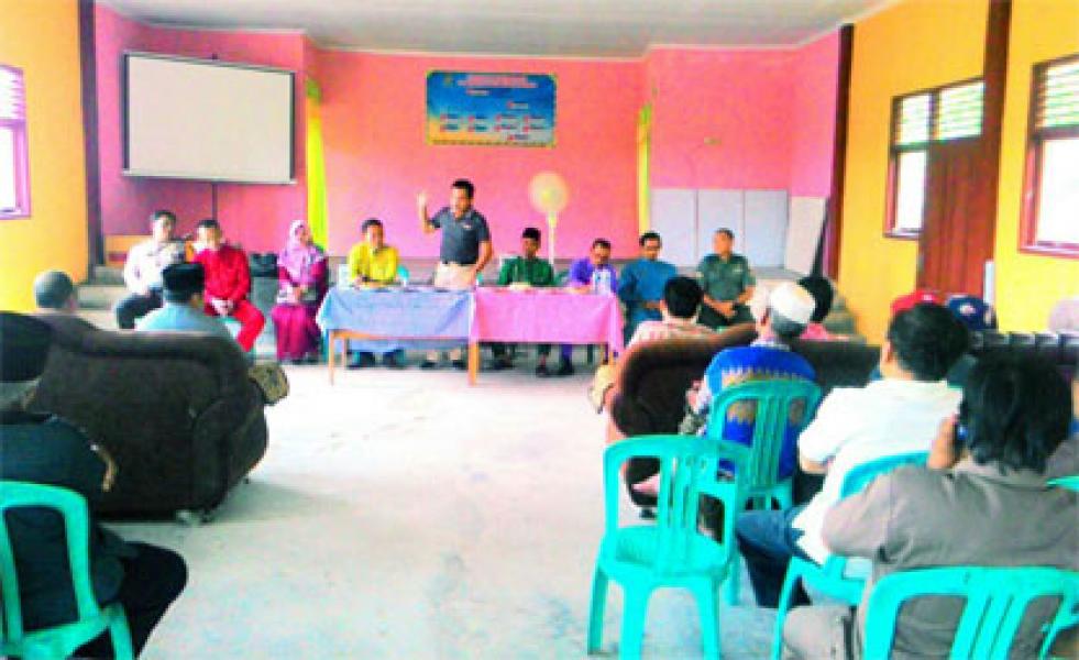 Camat Bangkinang Kota Dan Babinsa Silaturahmi Dengan Masyarakat Desa Ridan Permai