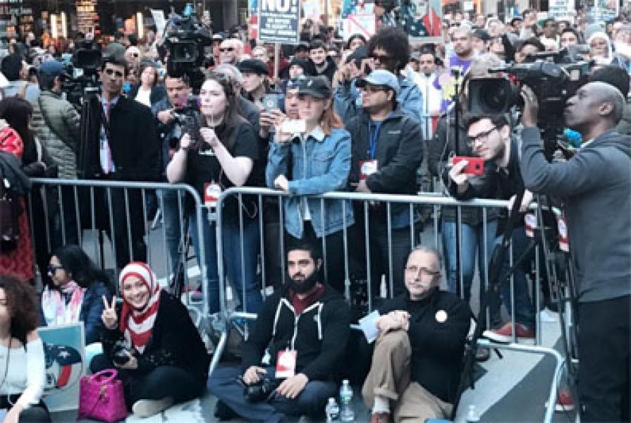 John Bennett Kembali Hina Islam Lewat Kuisioner