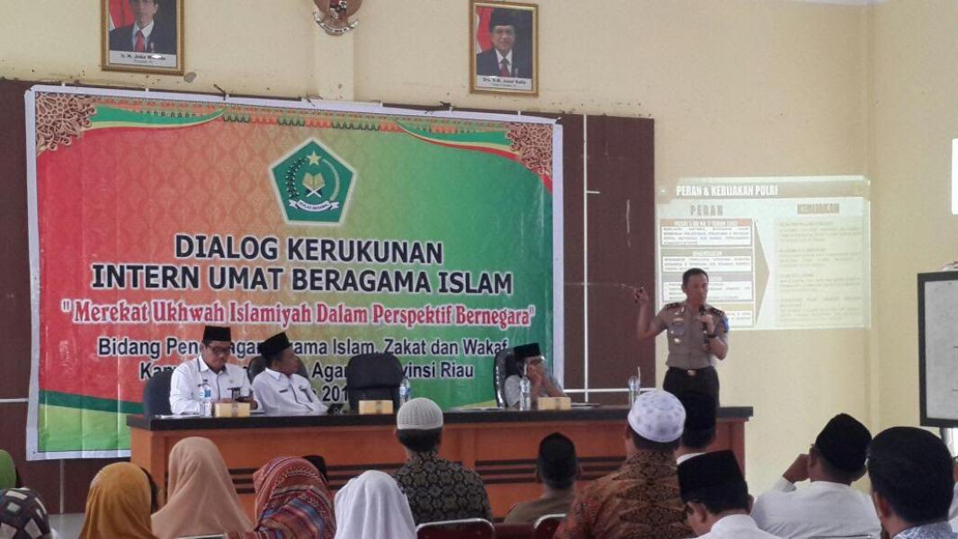 Kapolda Riau Hadiri Acara Dialog Kerukunan Intern Umat Beragama Islam di Gedung MDI Pekanbaru