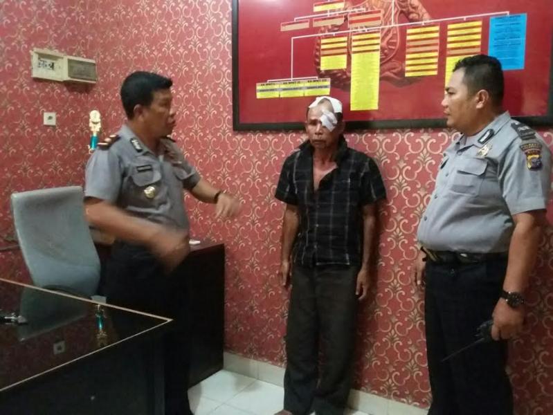 Kepergok Nyuri Sepeda Motor, Pria Paruh Baya Babak Belur Dihakimi Massa 