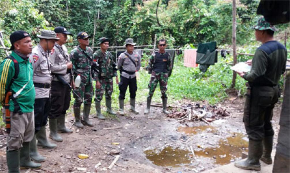 Koramil 04/Pangkalan Kuras Gelar Patroli Gabungan Pengamanan TNTN