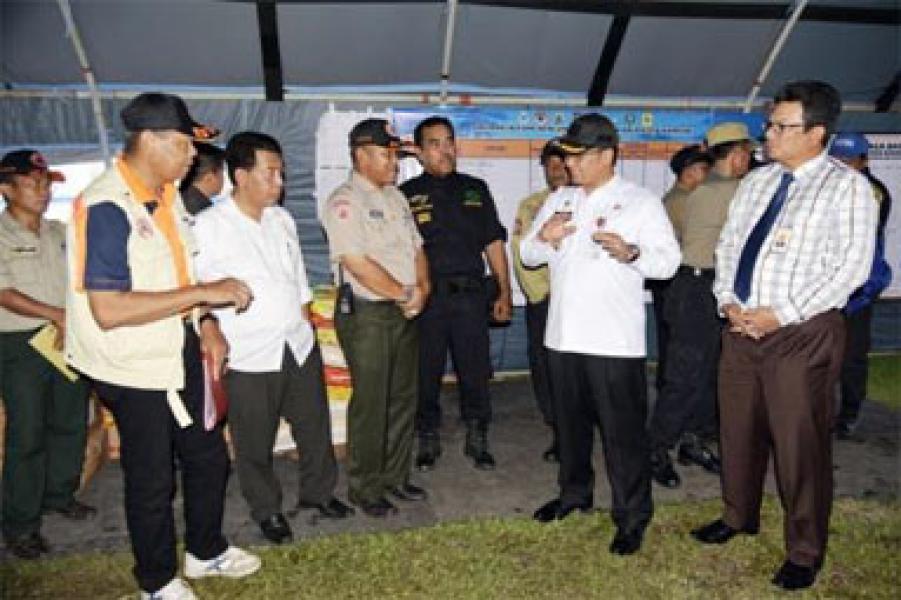 Pj. Bupati Kampar: Hari ini Kita Fokuskan Bantuan Banjir Di Kecamatan Siak Hulu 