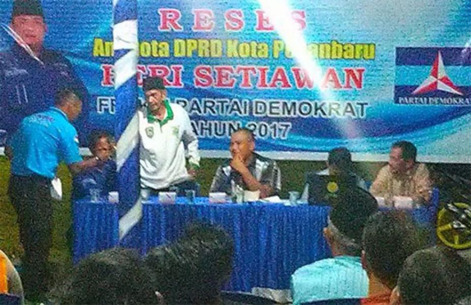 Reses Heri Setiawan, Warga Tenayan Raya Minta Kuota RLH Diperbanyak 