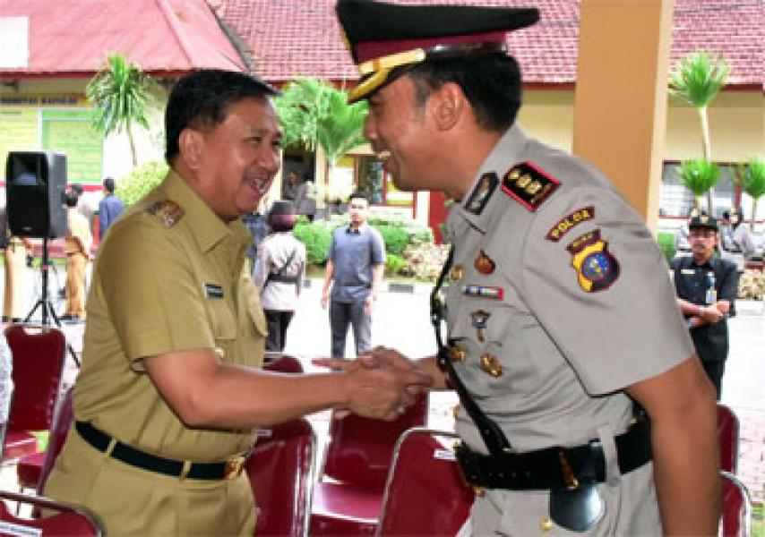 Wabup Inhil Hadiri Upacara Penutupan Pendidikan Bintara Polri di Pekanbaru