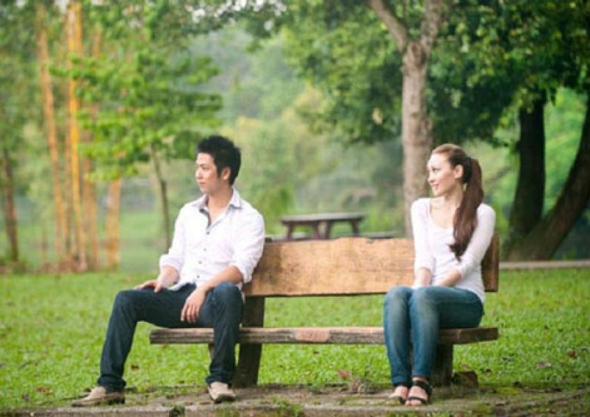 6 Zodiak Ini Sangat Tertutup soal Kehidupan Pribadinya, Susah Bergaul?