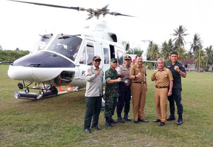 Bersama Kepala BPBD Riau, Kasi Ops Korem 031/WB Pantau Hotspot Dengan Heli KLHK