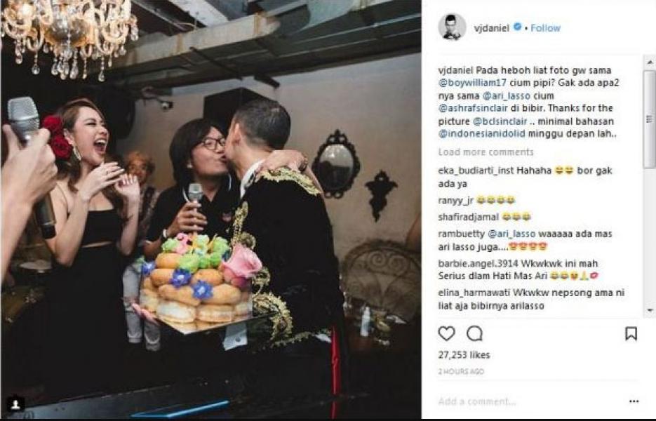 Daniel Mananta Sebar Foto Ciuman Ari Lasso dan Suami BCL